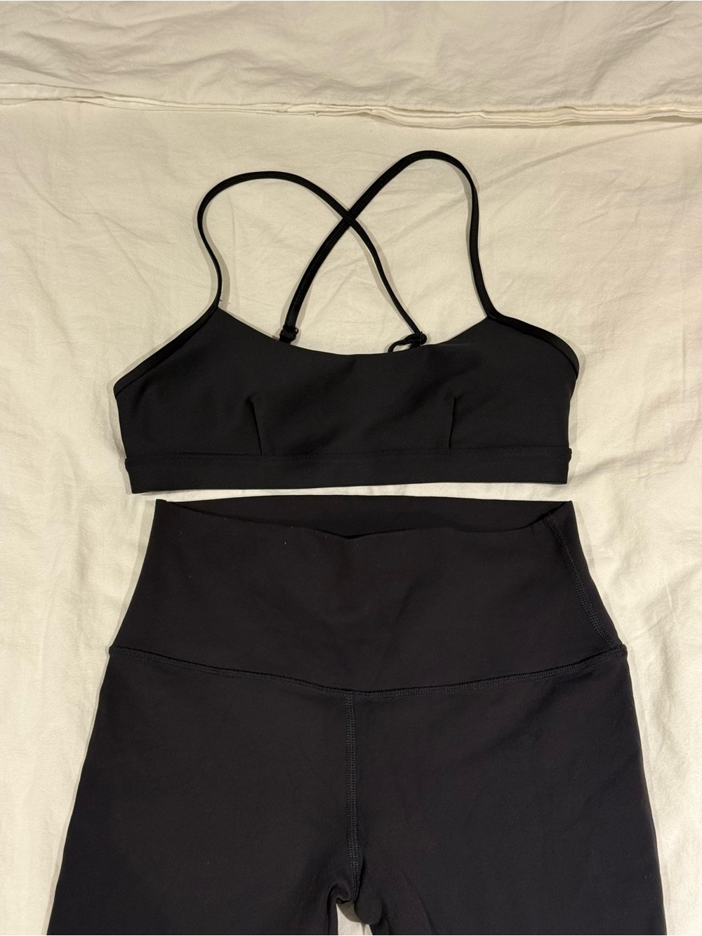 Alo Yoga Anthracite Workout Set - Picture 2 of 7